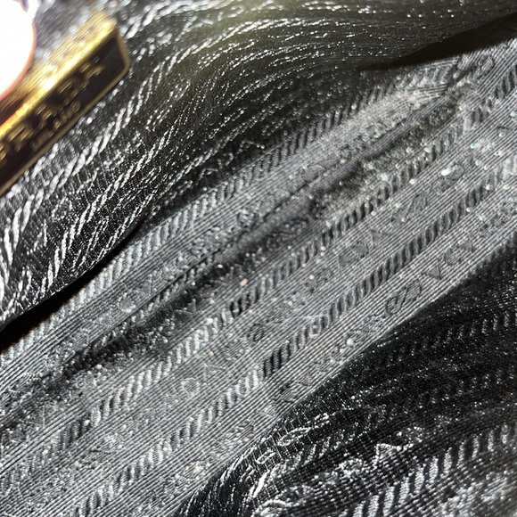 Prada Re-edition 2005 saffiano leather - Picture 6 of 10